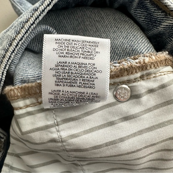 CAbi 6071 ‘100% Boyfriend’ Distressed Jeans Women’s Size 10 - Picture 7 of 10